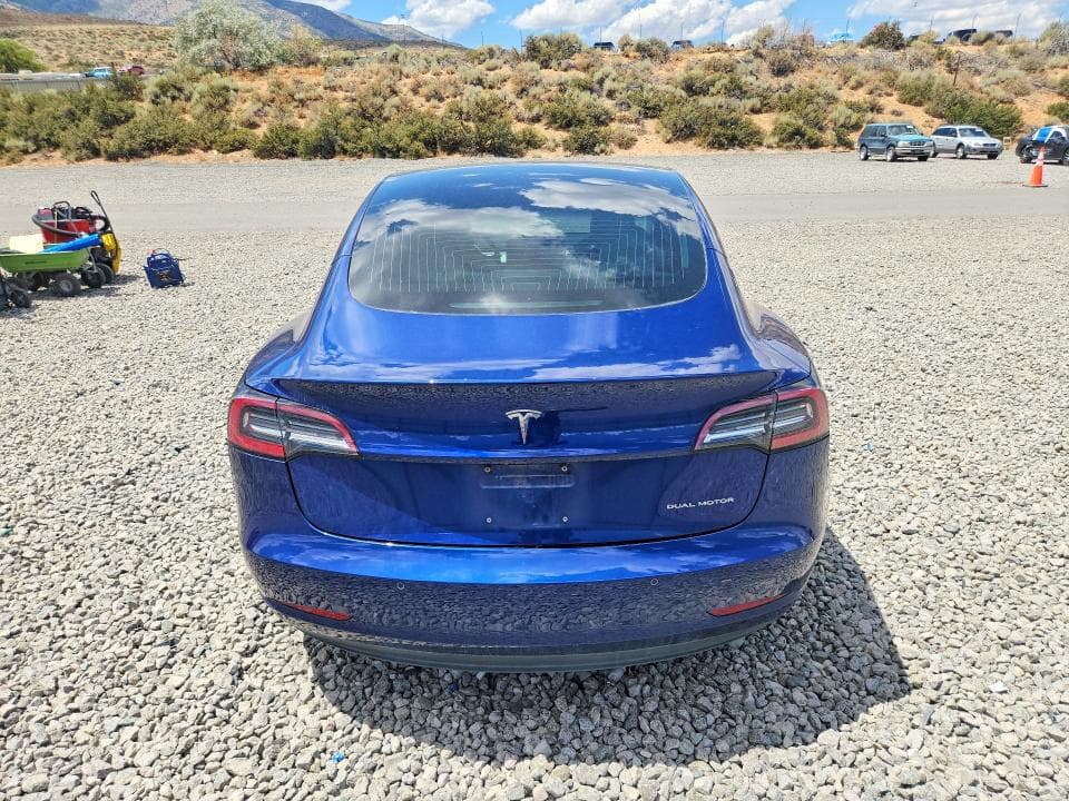 2018 TESLA MODEL 3 6