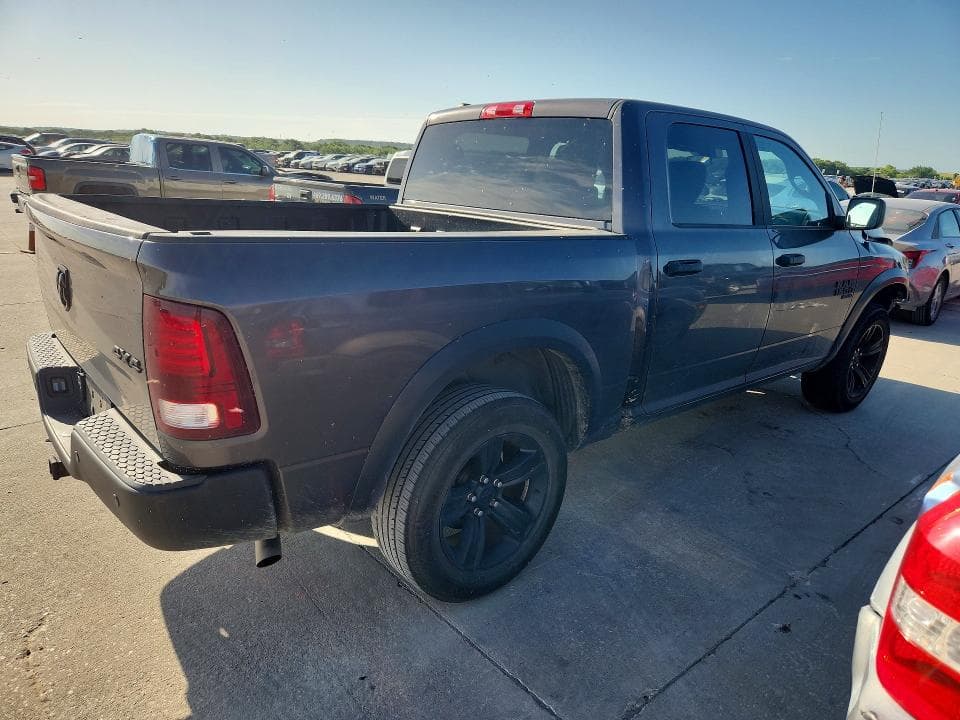 2024 RAM 1500 CLASSIC SLT 3