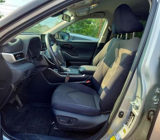 2022 TOYOTA HIGHLANDER LE 7