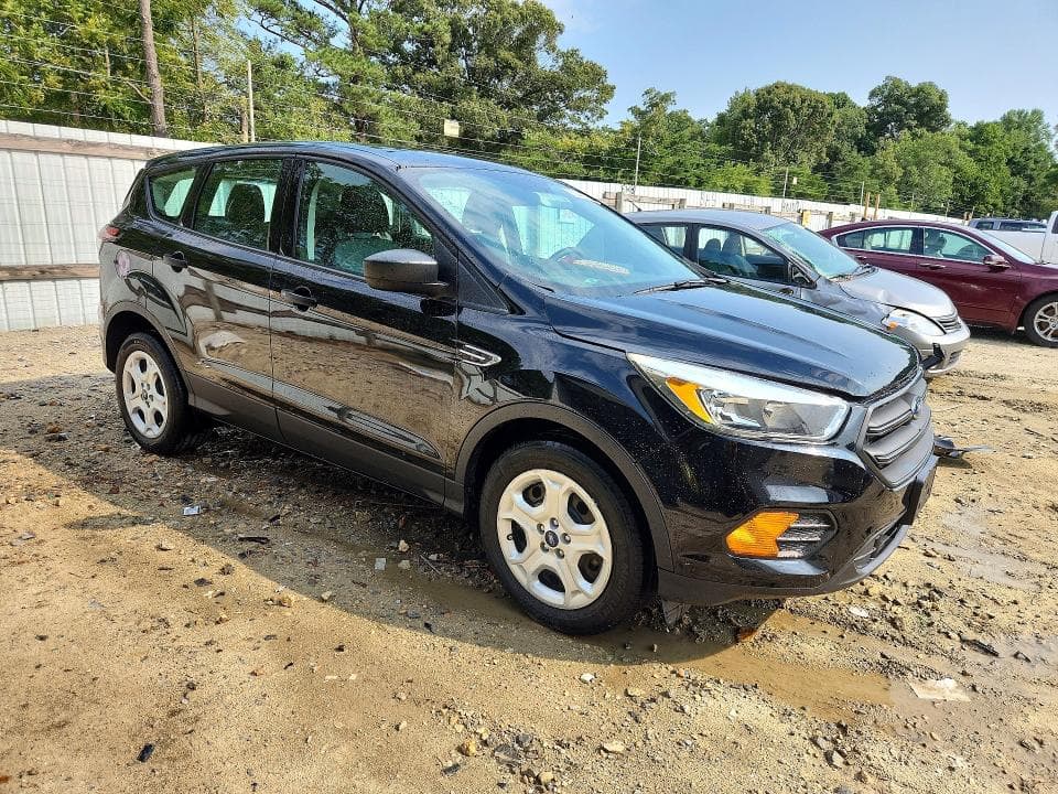 2017 FORD ESCAPE S 4