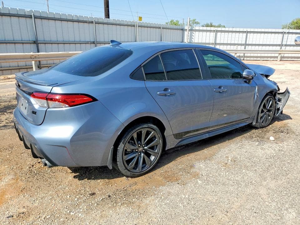 2024 TOYOTA COROLLA SE 3