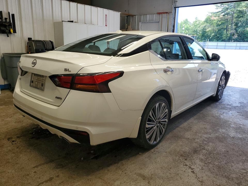 2024 NISSAN ALTIMA SL 3