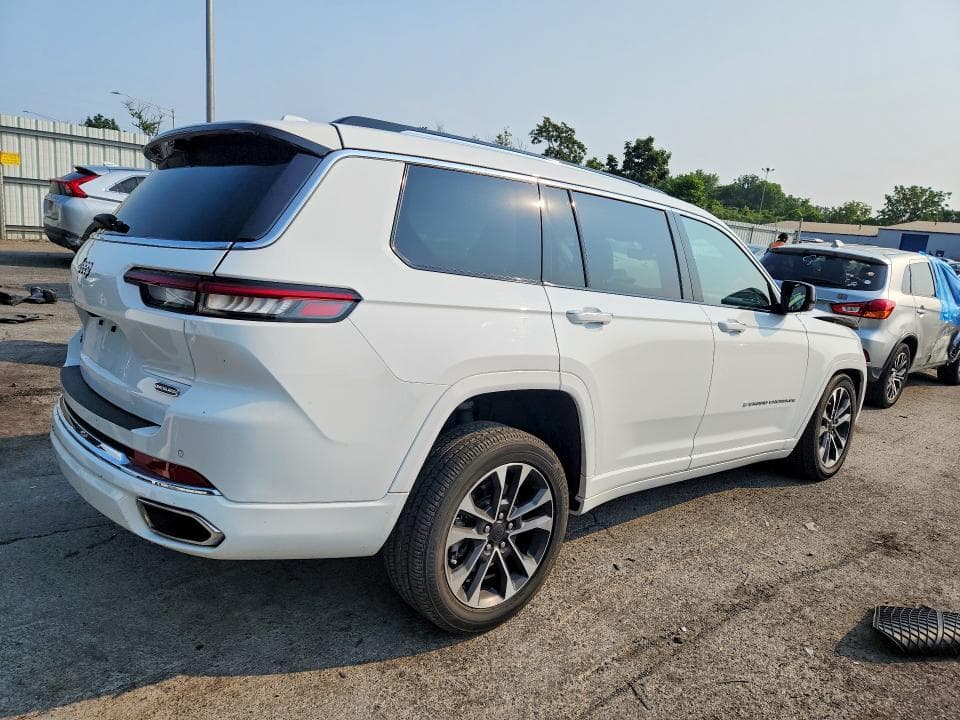 2021 JEEP GRAND CHEROKEE L OVERLAND 3