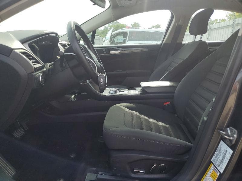 2017 FORD FUSION SE 7