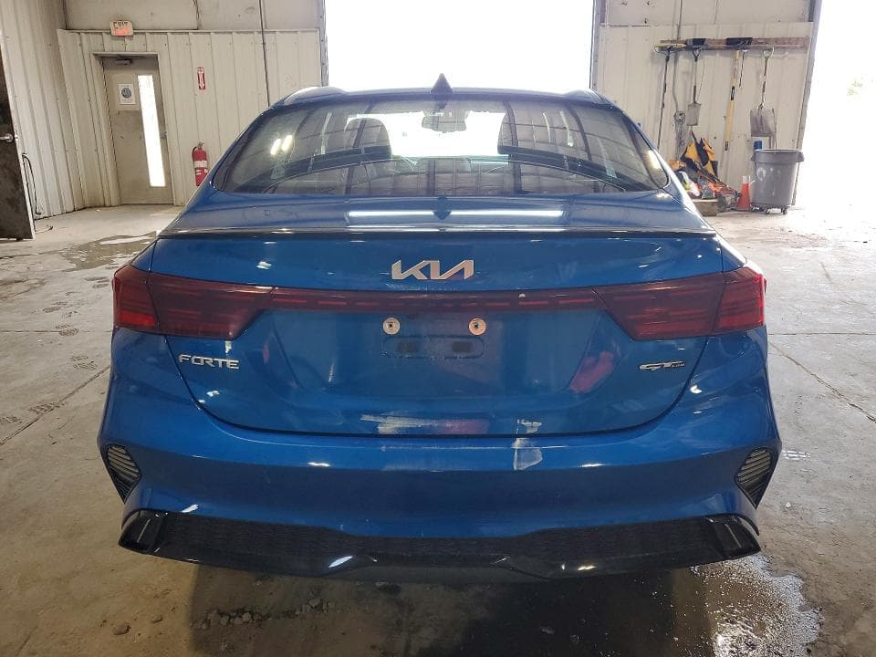 2023 KIA FORTE GT LINE 6