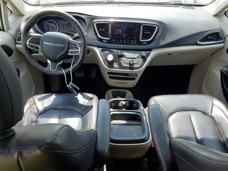 2020 CHRYSLER PACIFICA TOURING L 8