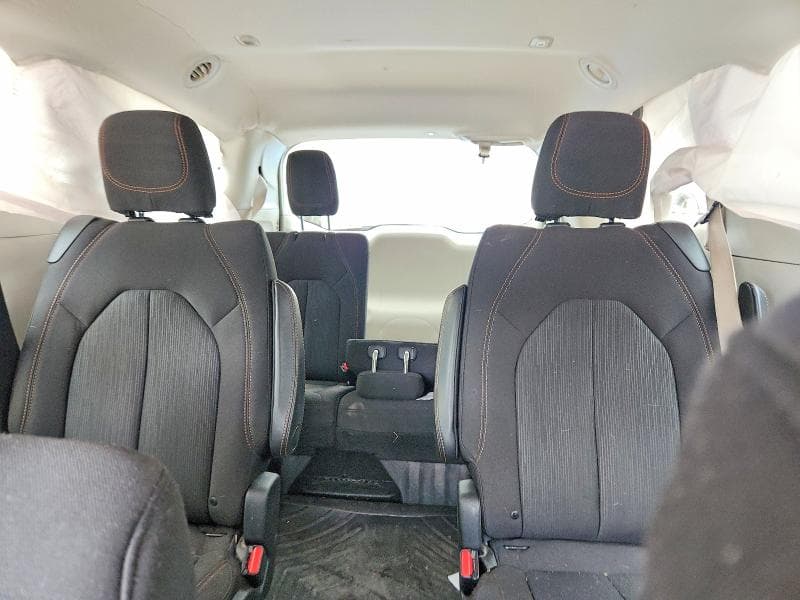 2017 CHRYSLER PACIFICA TOURING 10