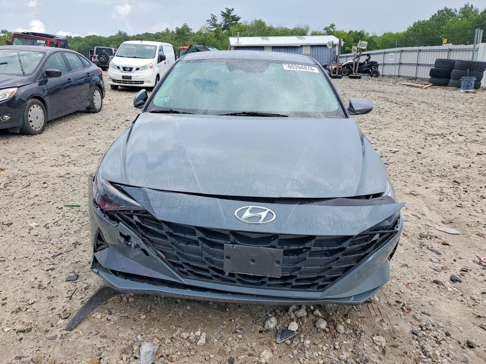 2023 HYUNDAI ELANTRA SE 5