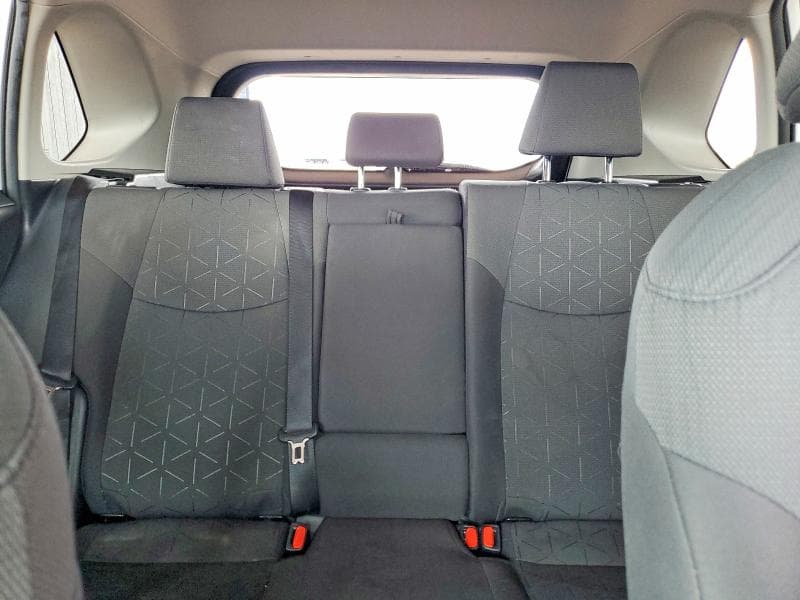 2021 TOYOTA RAV4 XLE 10