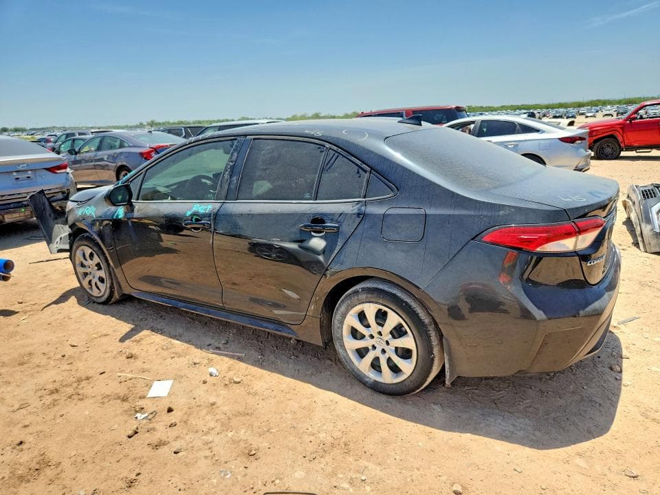 2022 TOYOTA COROLLA LE 2