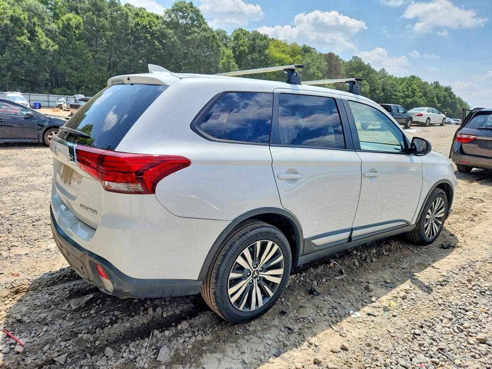 2019 MITSUBISHI OUTLANDER ES 3