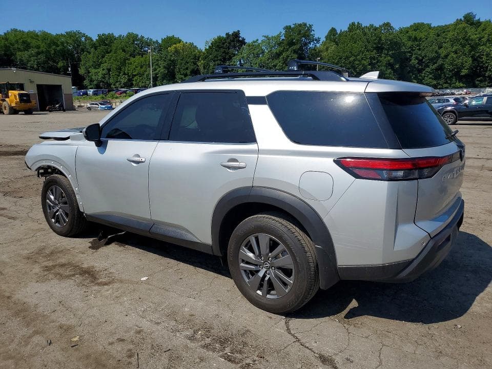 2025 NISSAN PATHFINDER SV 2