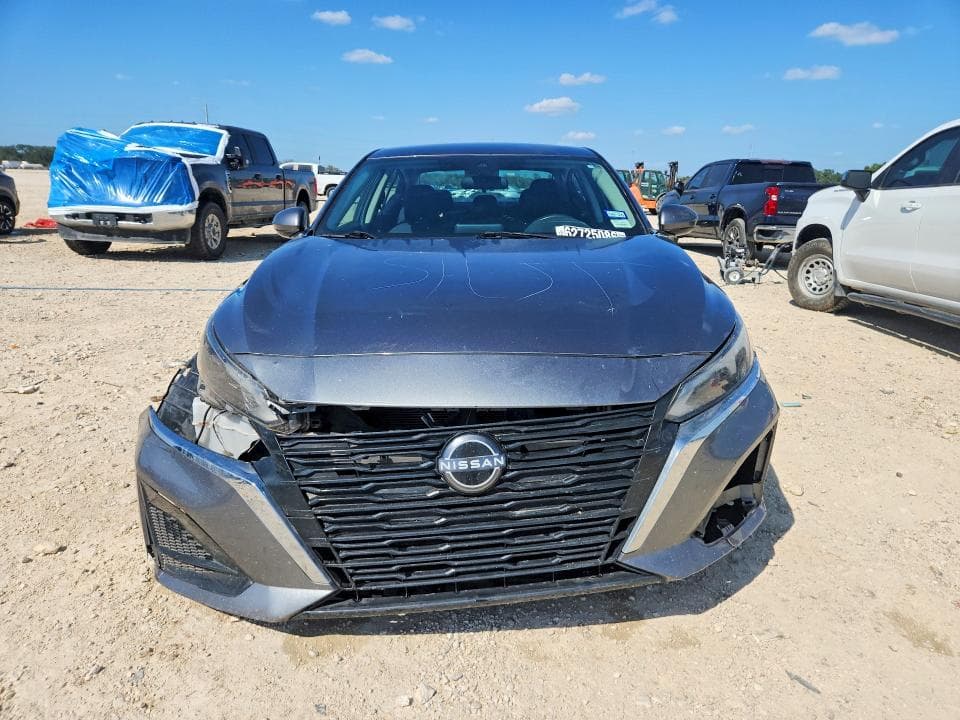 2023 NISSAN ALTIMA SV 5