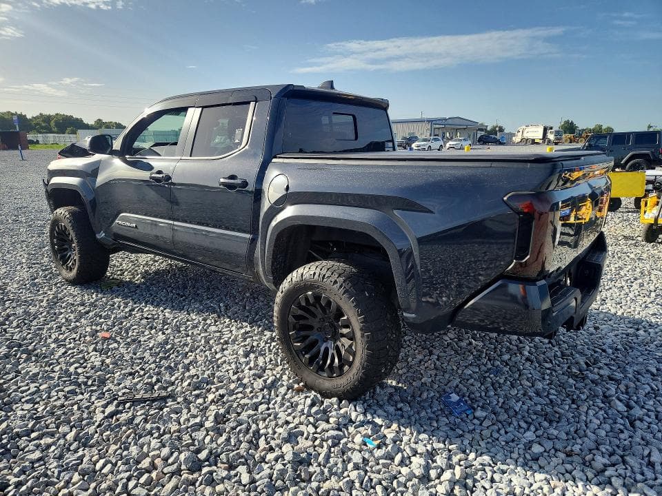 2024 TOYOTA TACOMA SR5 2