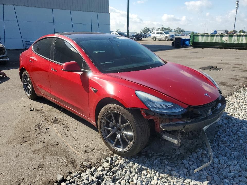 2019 TESLA MODEL 3 4