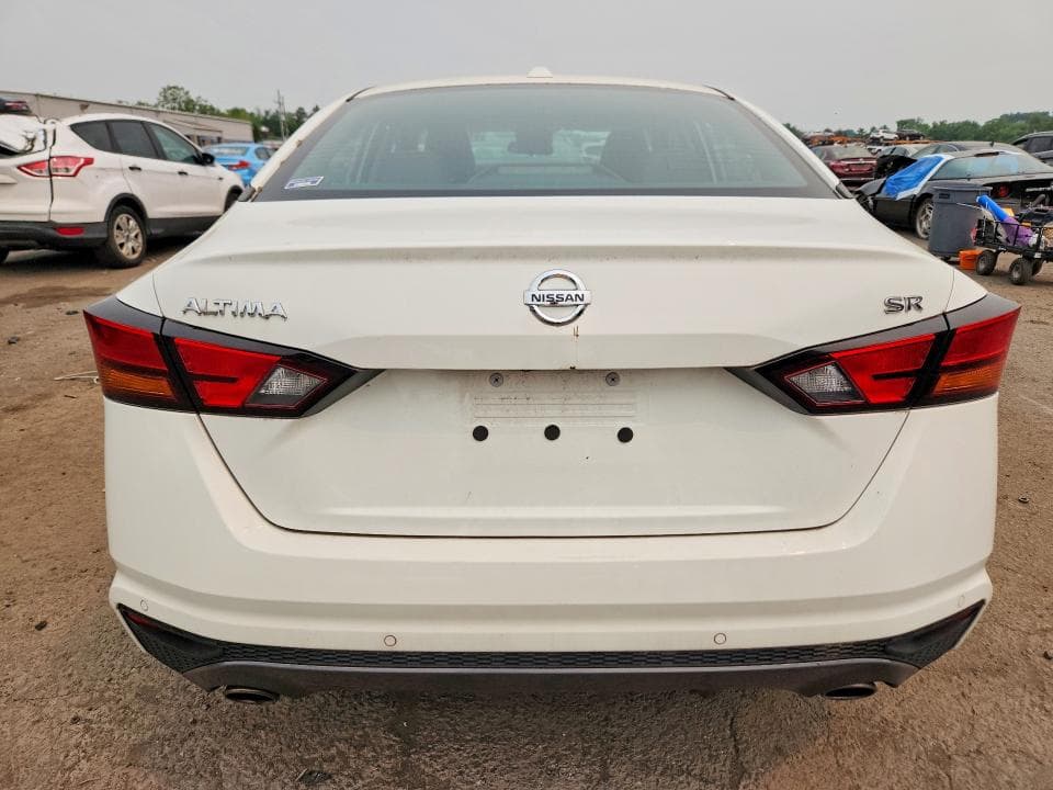 2021 NISSAN ALTIMA SR 6
