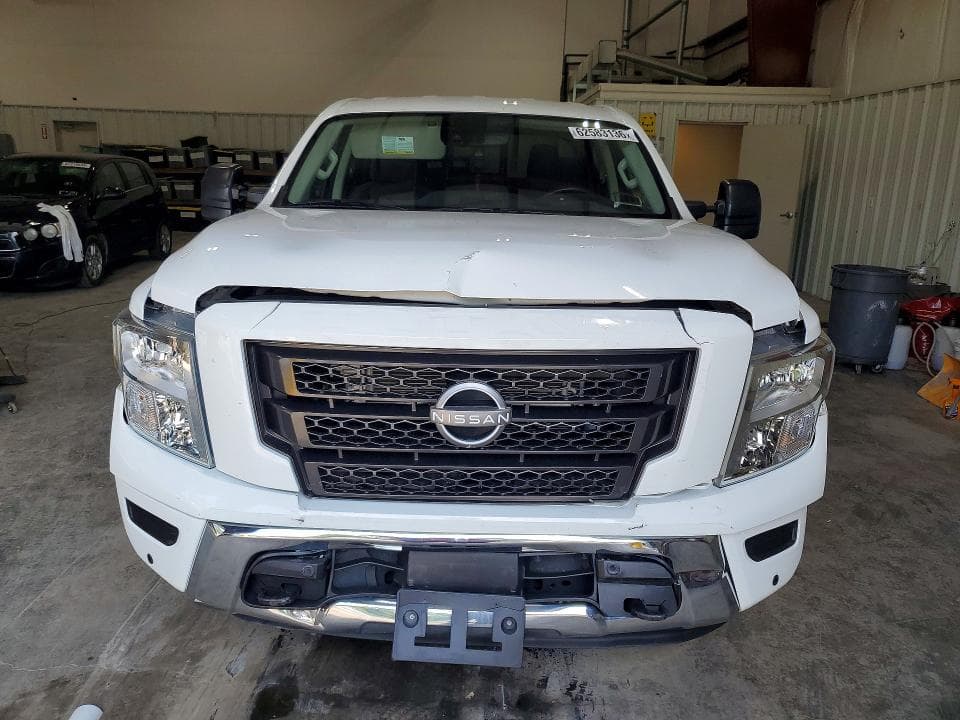 2023 NISSAN TITAN SV 5