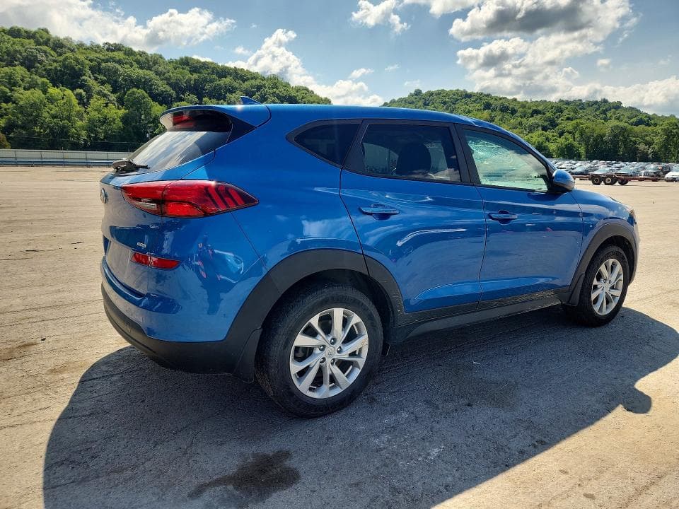 2020 HYUNDAI TUCSON SE 3