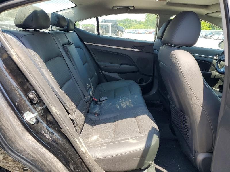 2019 HYUNDAI ELANTRA LIMITED 10