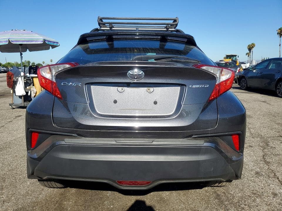 2021 TOYOTA C-HR LIMITED 6