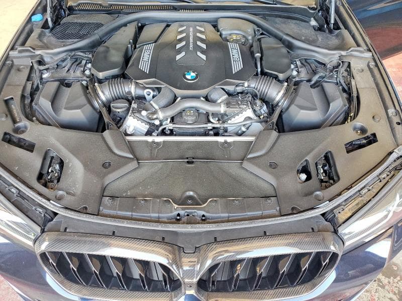 2023 BMW M550XI 11