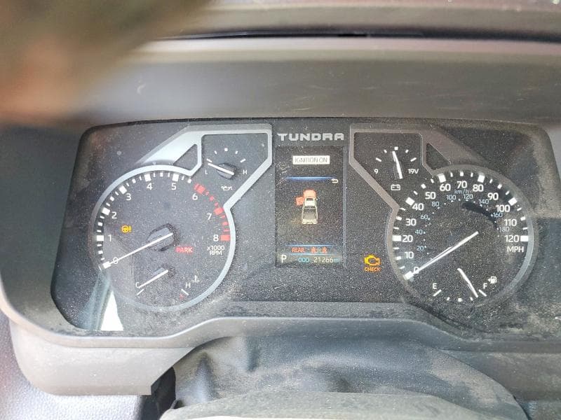 2025 TOYOTA TUNDRA SR5 9