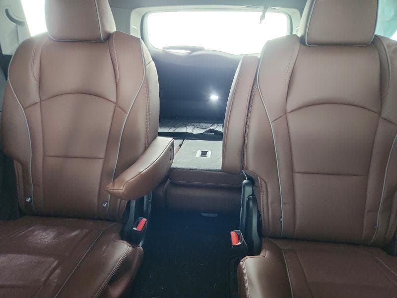 2019 BUICK ENCLAVE AVENIR 10
