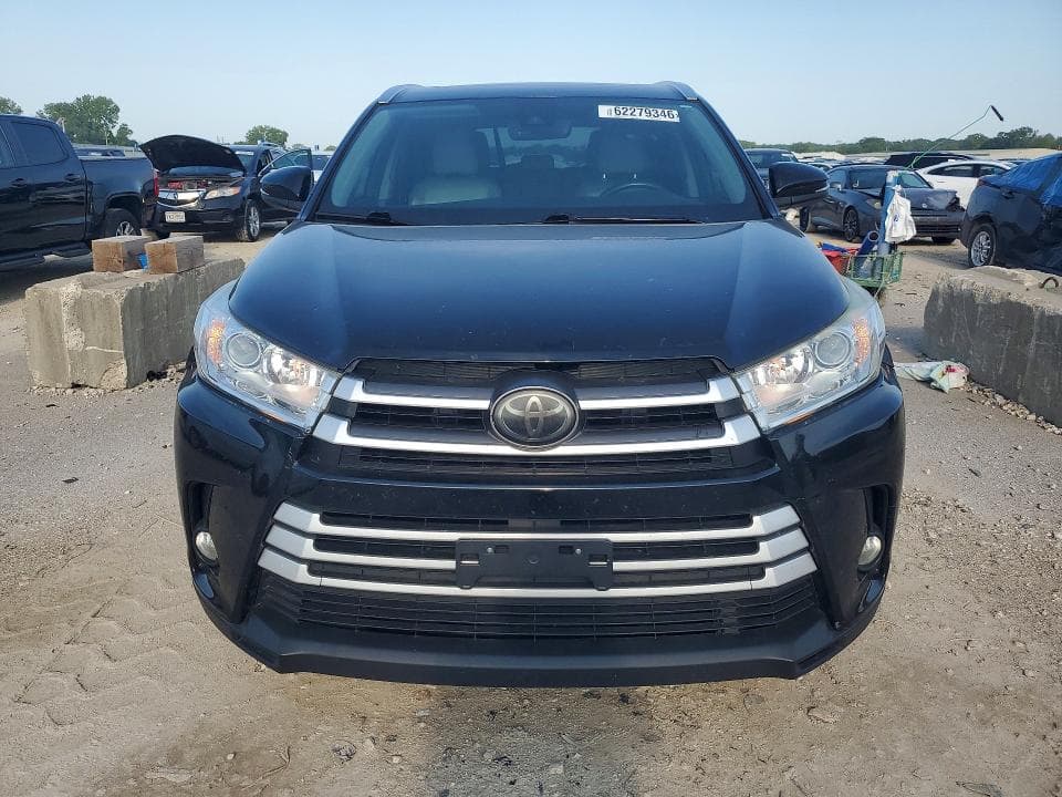 2017 TOYOTA HIGHLANDER XLE 5
