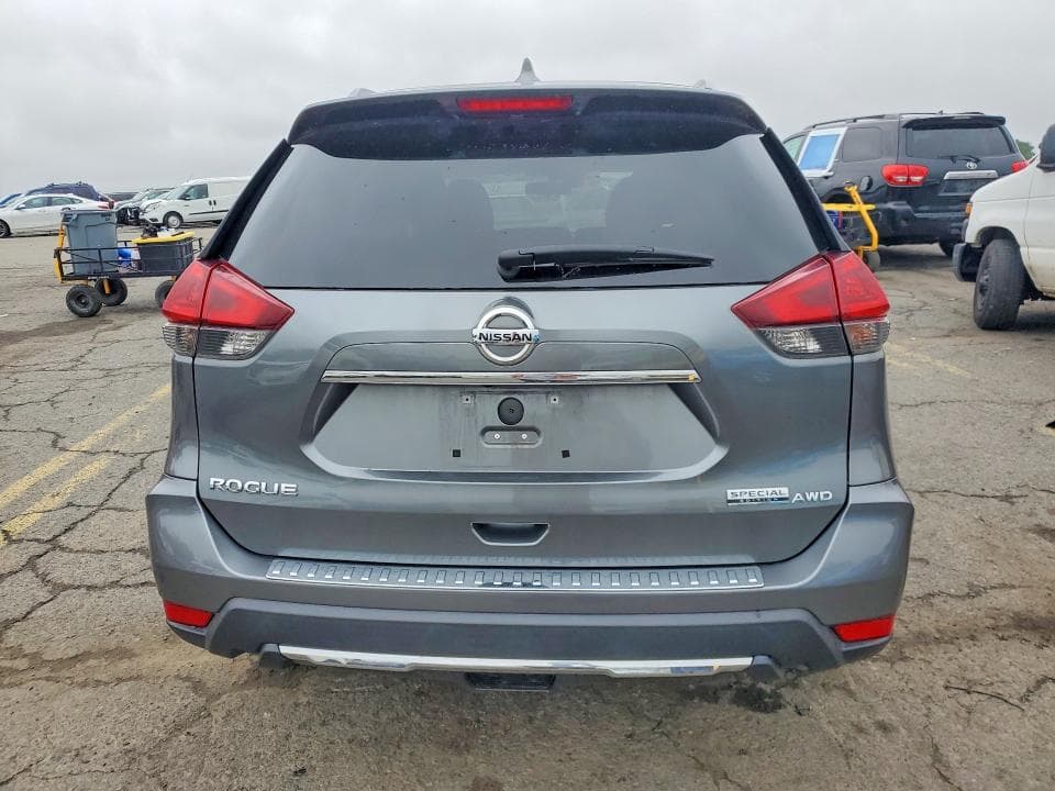 2020 NISSAN ROGUE S 6