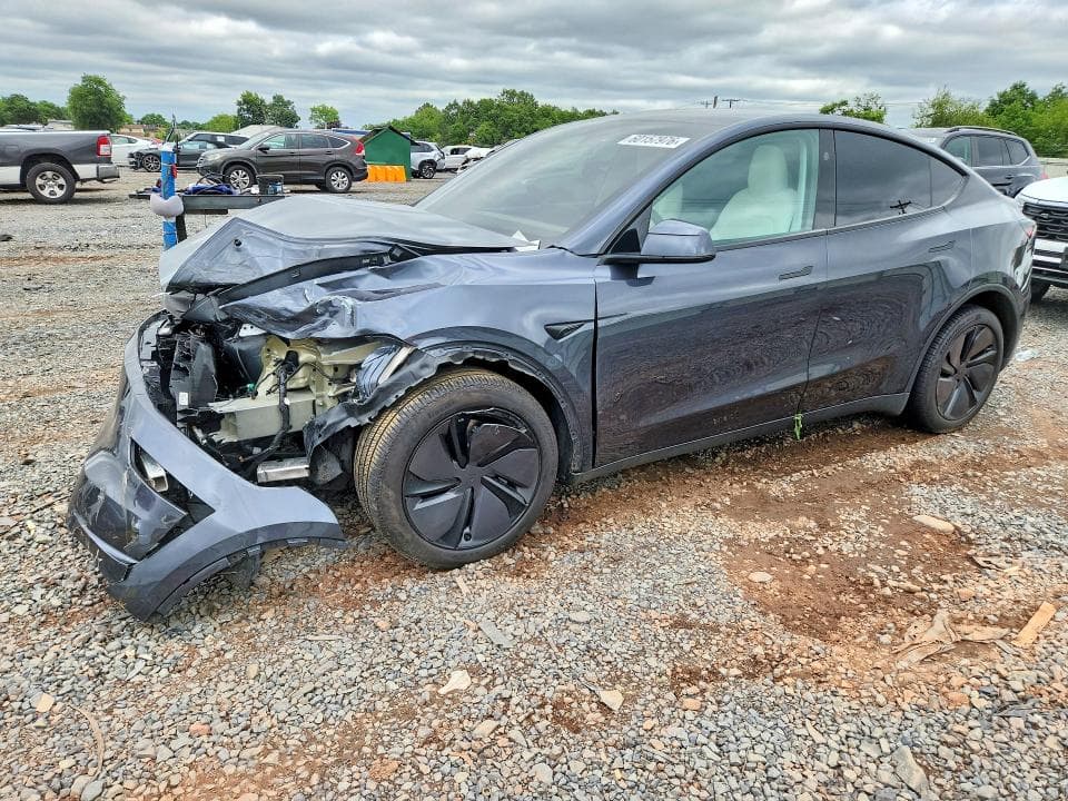 2026 TESLA MODEL Y - 1
