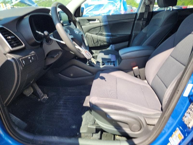 2020 HYUNDAI TUCSON SE 7