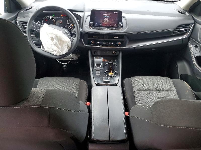 2025 NISSAN ROGUE SV 8