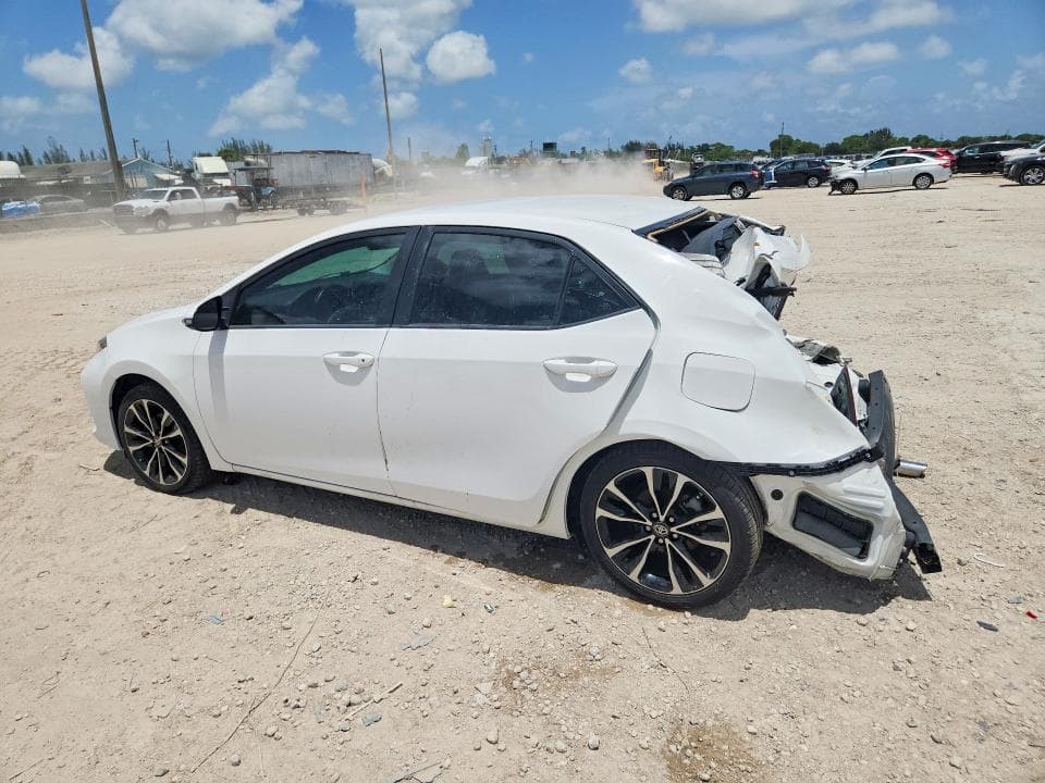 2019 TOYOTA COROLLA SE 2