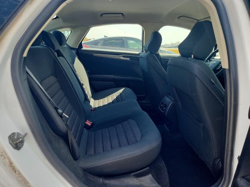 2020 FORD FUSION SE 10