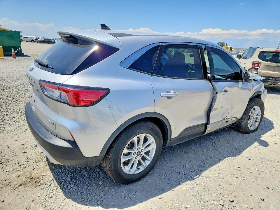 2020 FORD ESCAPE SE 3