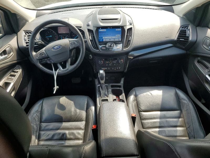 2018 FORD ESCAPE TITANIUM 8