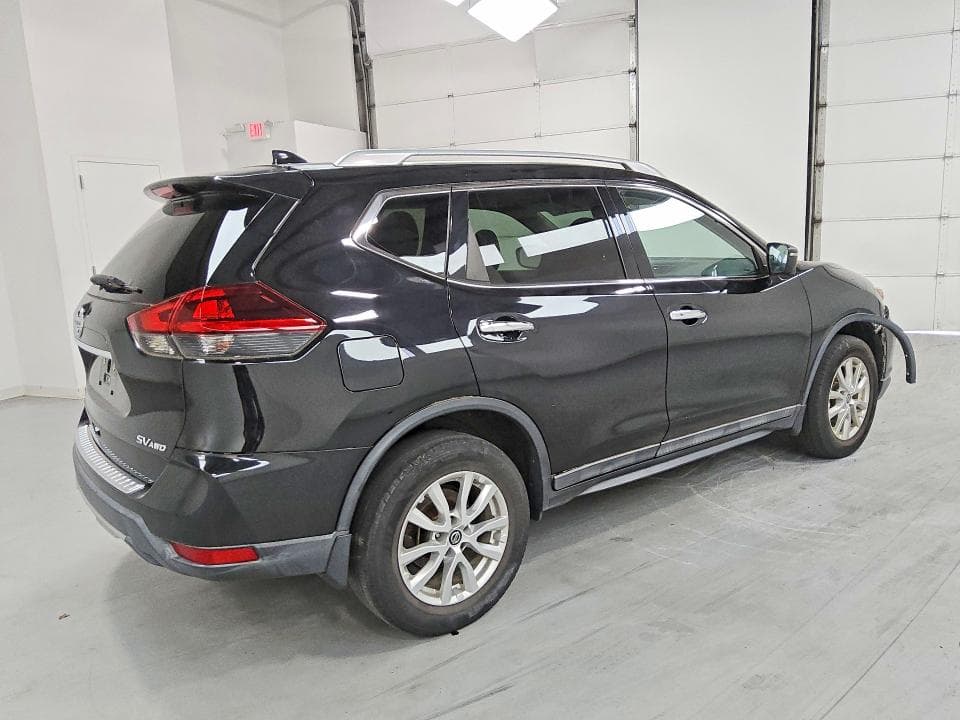 2018 NISSAN ROGUE SV 3