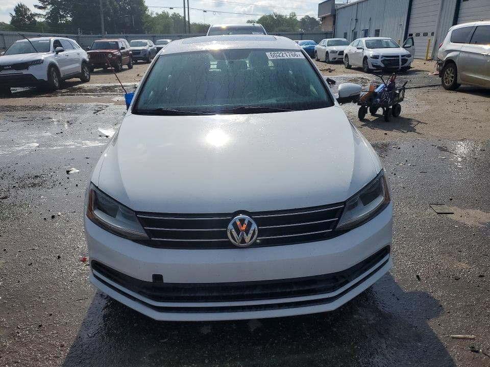 2017 VOLKSWAGEN JETTA SE 5