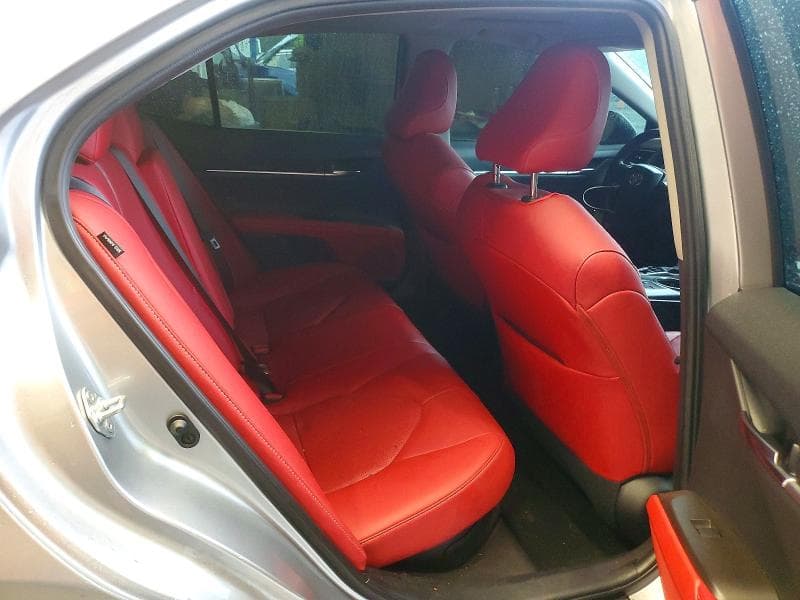 2021 TOYOTA CAMRY XSE 10