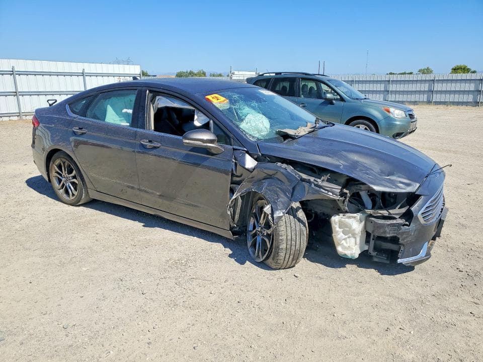 2020 FORD FUSION SEL 4
