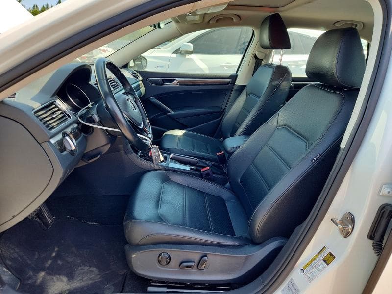 2018 VOLKSWAGEN PASSAT SE 7