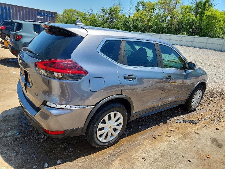 2018 NISSAN ROGUE S 3