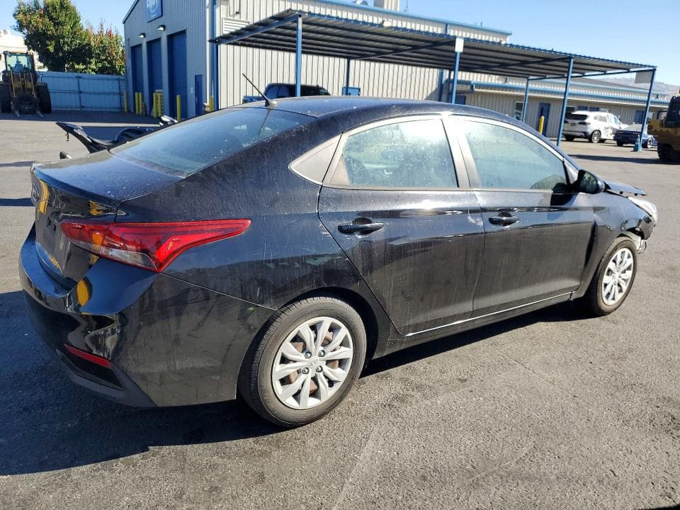 2021 HYUNDAI ACCENT SE 3