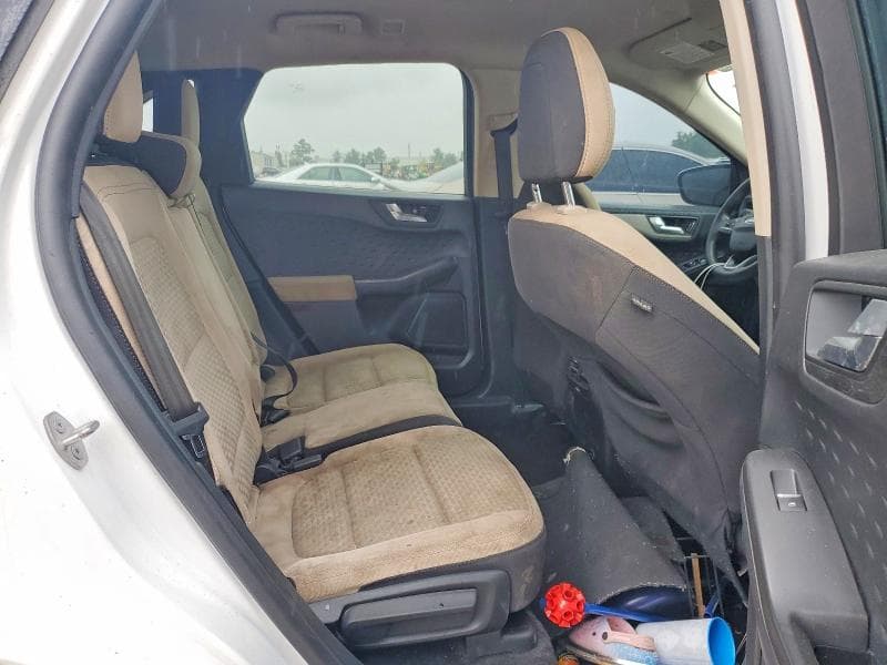 2020 FORD ESCAPE SE 11