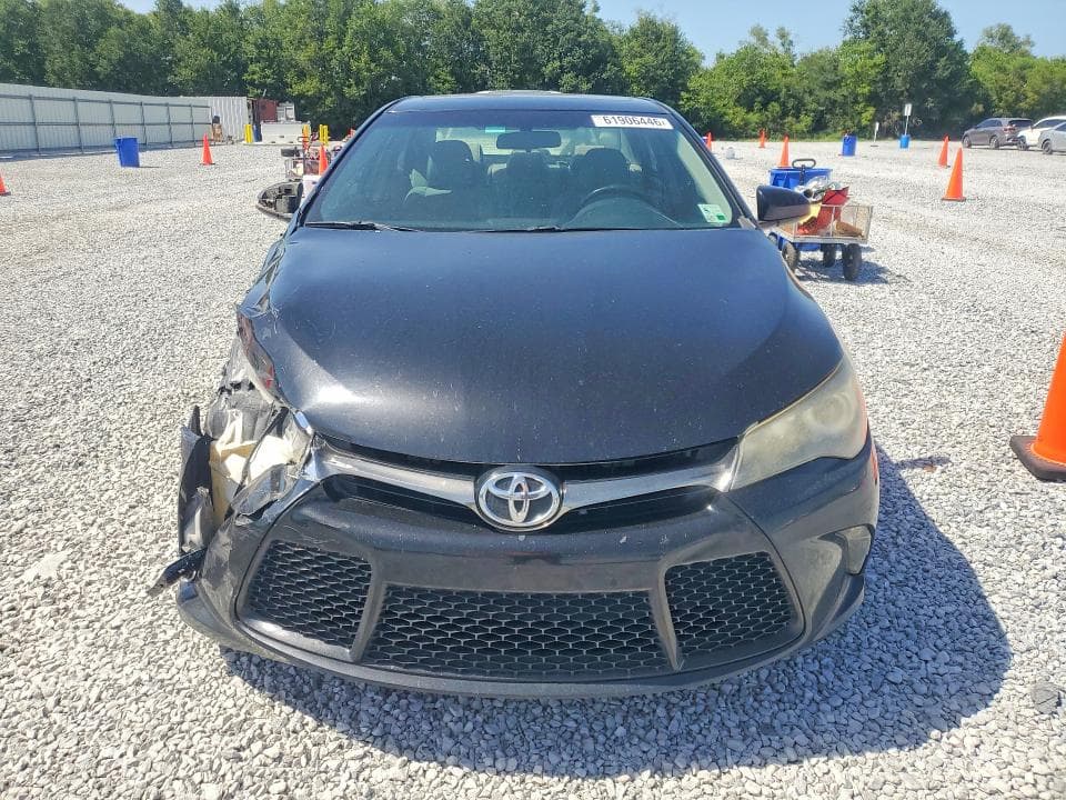 2017 TOYOTA CAMRY XSE 5