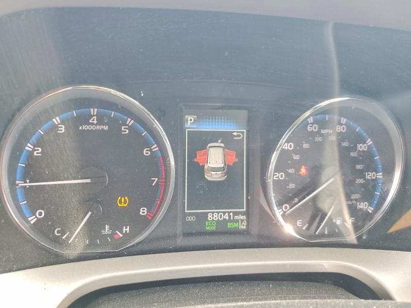 2017 TOYOTA RAV4 LIMITED 9