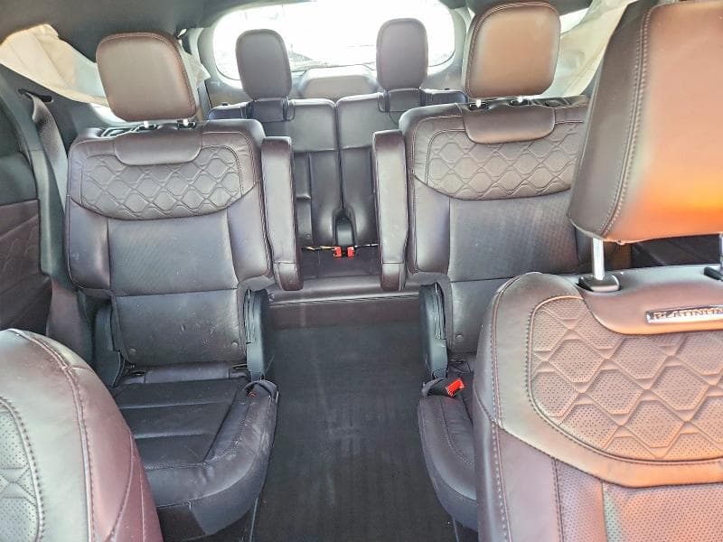 2025 FORD EXPLORER PLATINUM 10