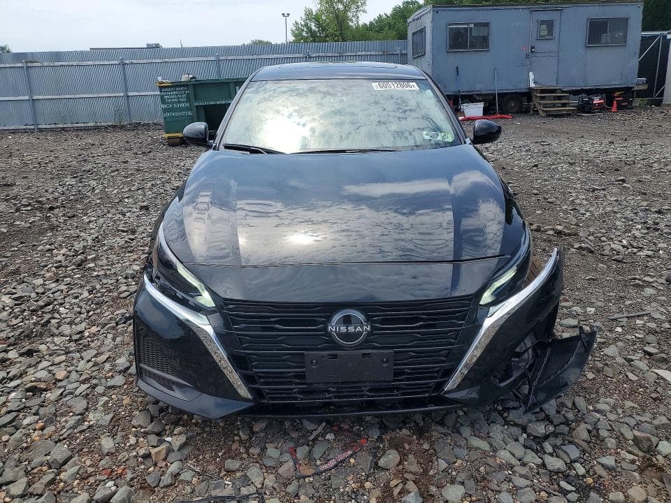2024 NISSAN ALTIMA SV 5