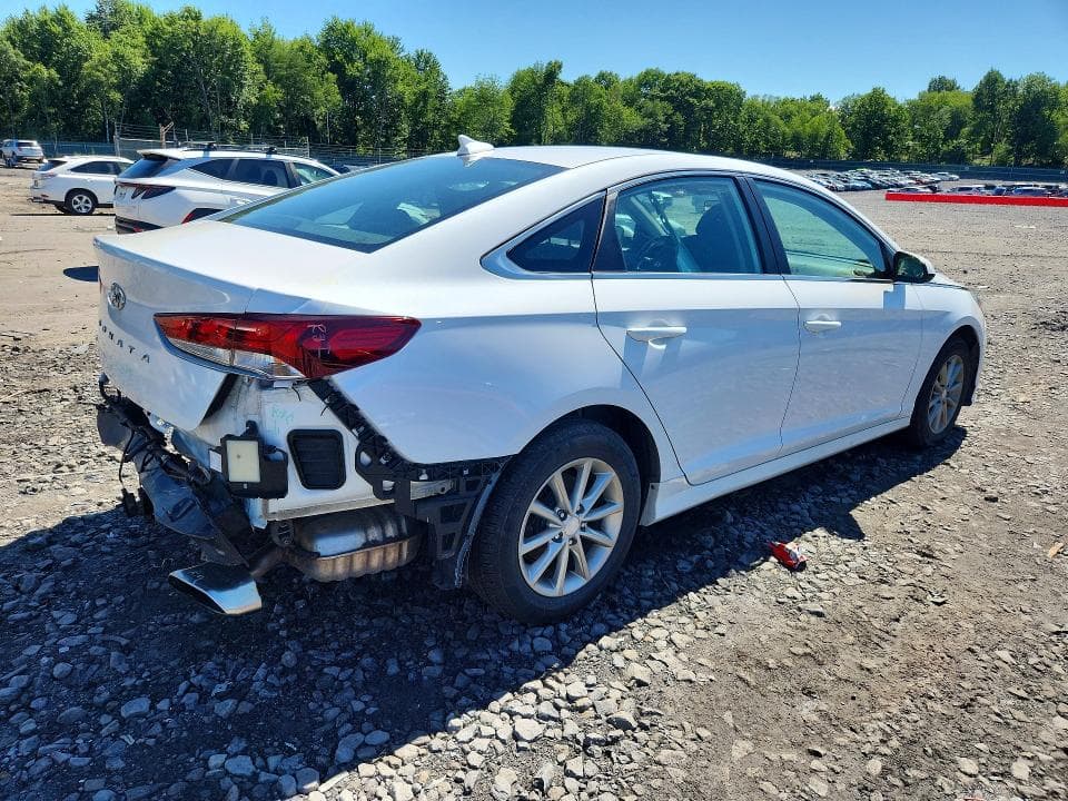 2018 HYUNDAI SONATA SE 3