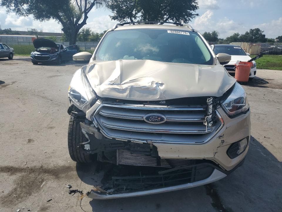 2018 FORD ESCAPE TITANIUM 5
